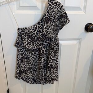 Leopard One Shoulder Trendy Top